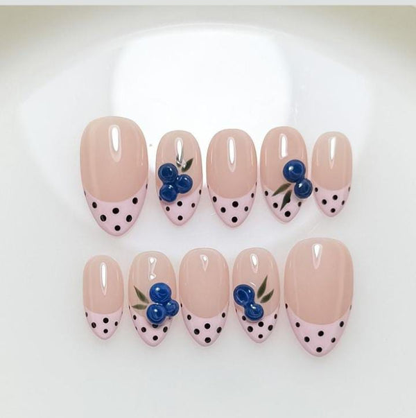 Blue berry set (Spring Nails Inspo Only ,can be recreated)